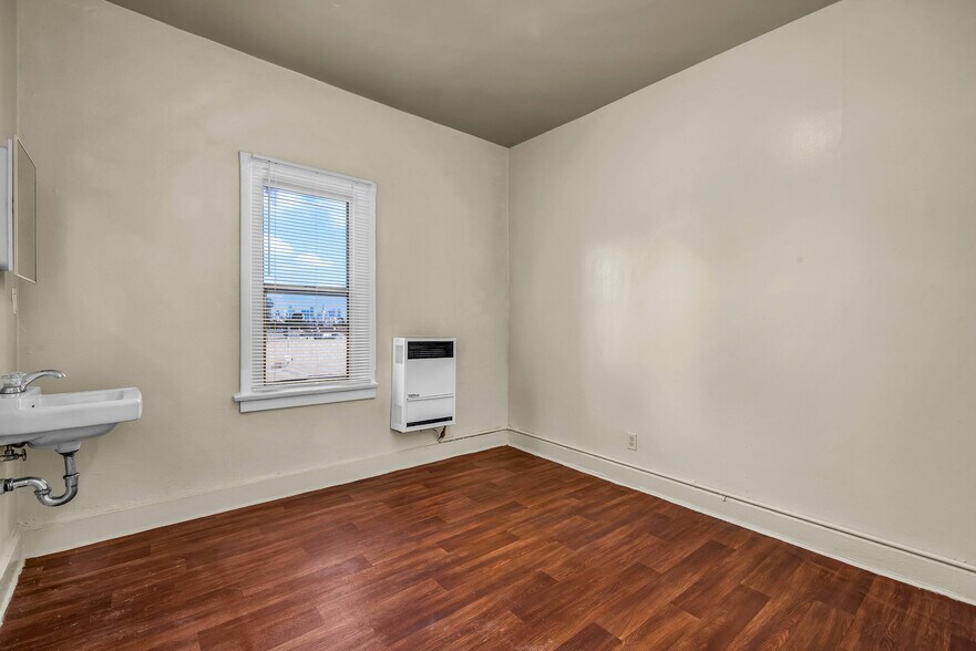 More Photos Of 5734 Broadway, Los Angeles Storefront Retail Residential For Sale