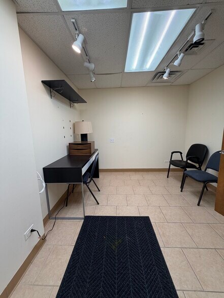 More Photos Of 480 Elm Pl, Highland Park Office For Sale