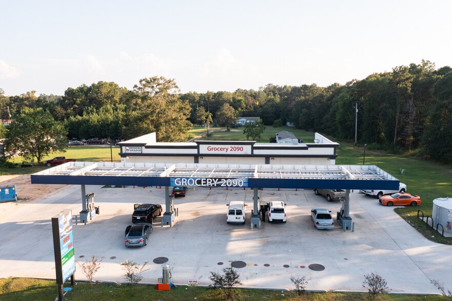 More Photos Of 18274 FM 2090 Rd, Conroe General Retail For Sale