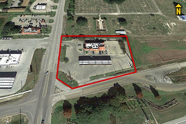 More Photos Of 1721 S Mechanic St, El Campo Fast Food For Sale