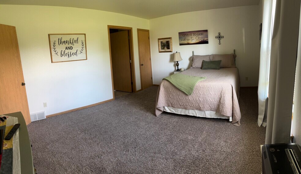 More Photos Of 1305 Rosebud Ave, Gregory Multifamily For Sale