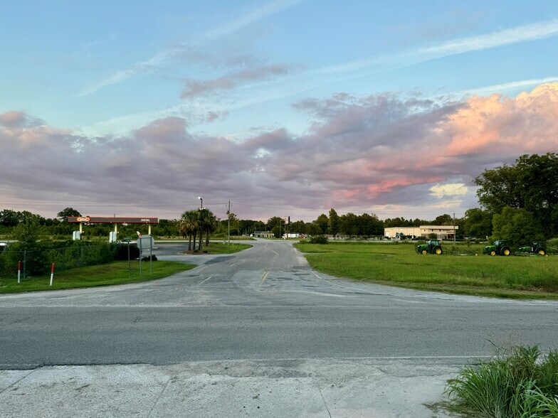 More Photos Of 1706 S Main St, Darlington Land For Sale