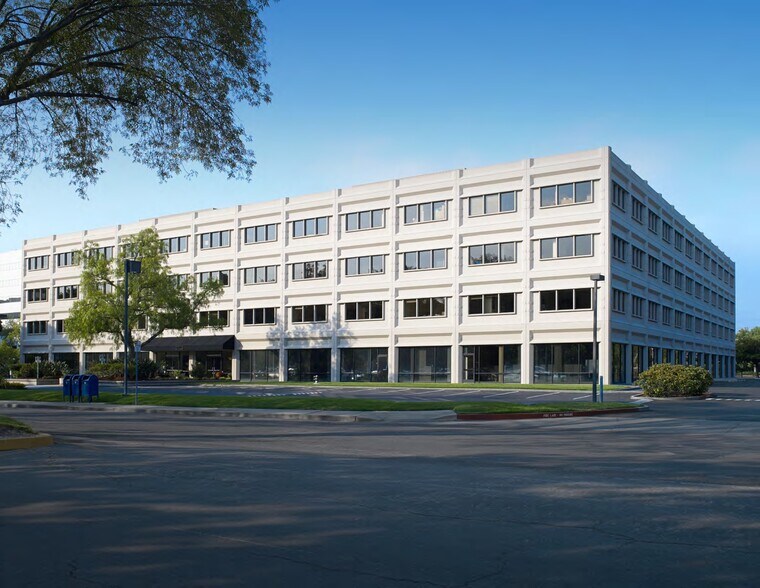 More Photos Of 2025 Gateway Pl, San Jose Office For Lease