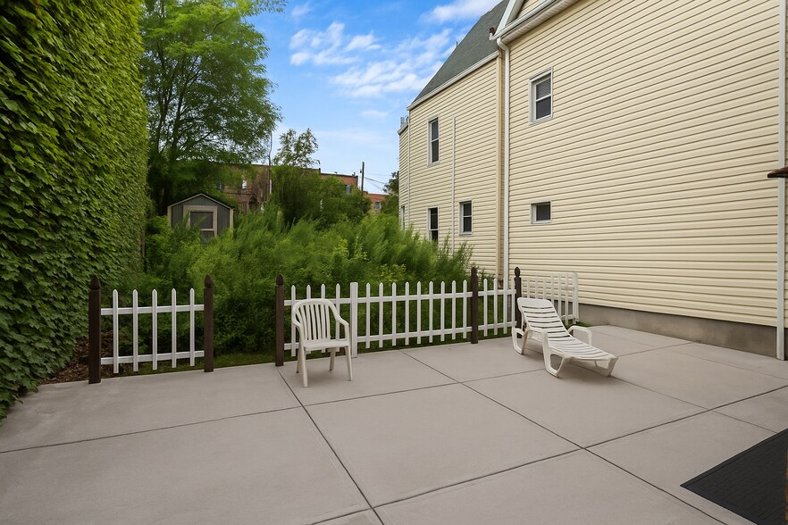 More Photos Of 350 E 193rd St, Bronx Apartments For Sale