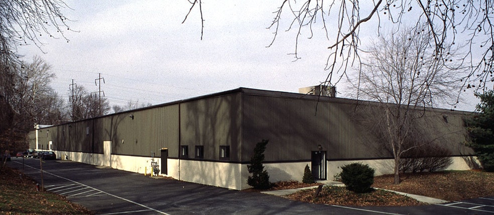 More Photos Of 300 Elmwood Ave, Sharon Hill Manufacturing For Sale