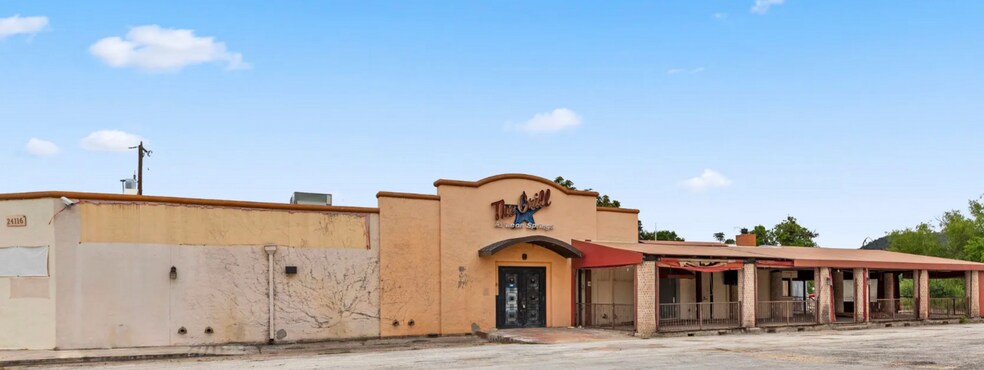 More Photos Of 24116 W Interstate 10, San Antonio General Retail For Sale
