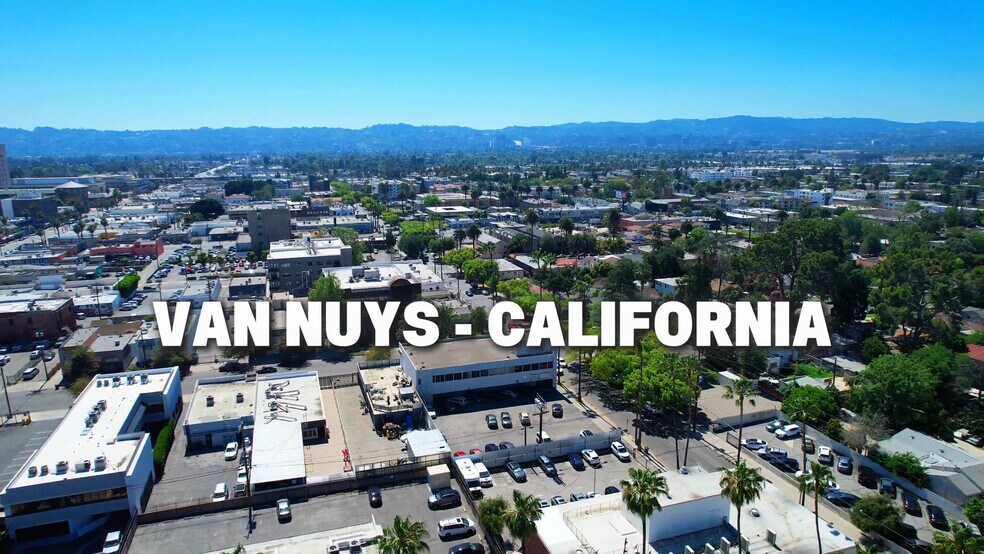 Primary Photo Of 14551-14555 Hamlin St, Van Nuys Medical For Sale