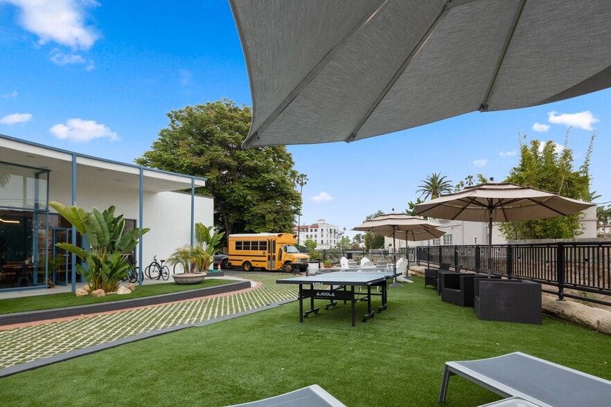 More Photos Of 134 Chapala St, Santa Barbara Hospitality For Sale