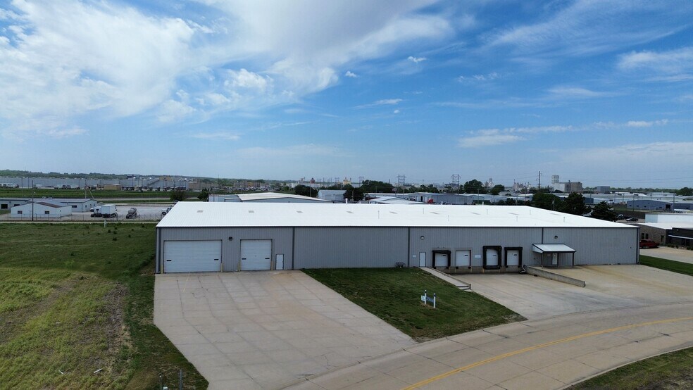 More Photos Of 1123 Hills Rd, Fremont Distribution For Lease