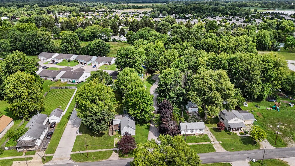 More Photos Of 23 Grand Ave, Norwalk Apartments For Sale