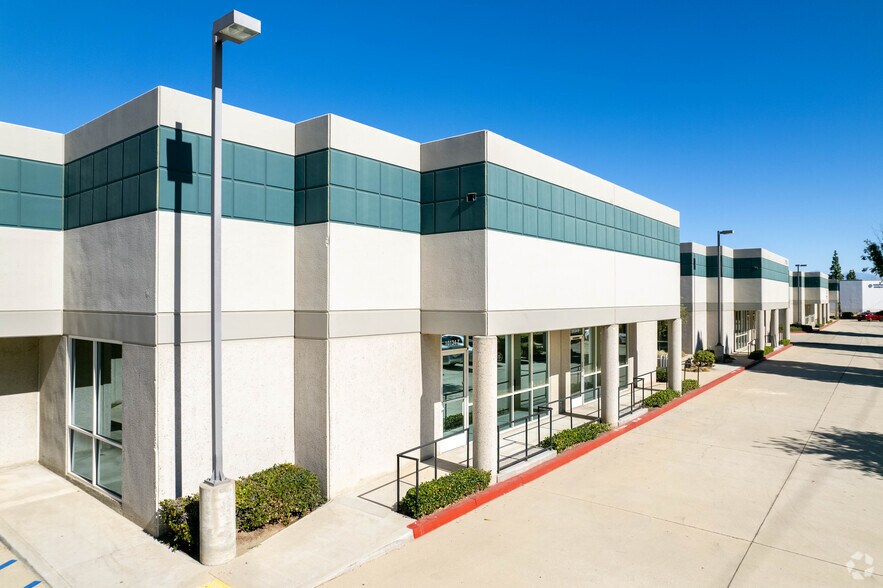 More Photos Of 10184 6th St, Rancho Cucamonga Research And Development For Lease
