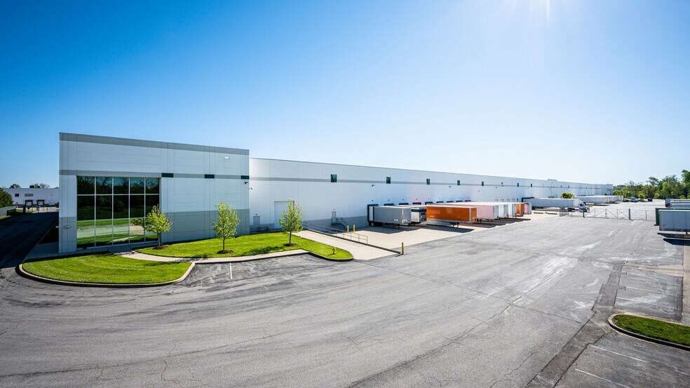 More Photos Of 3720 Langley Dr, Hebron Distribution For Lease