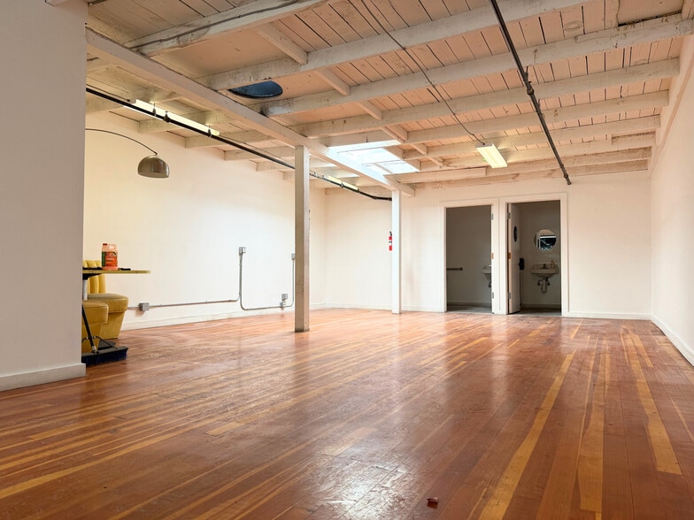 More Photos Of 1228 Folsom St, San Francisco Light Manufacturing For Lease