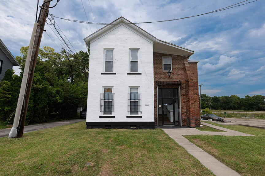 More Photos Of 3307 W 3rd St, Dayton Storefront Retail Residential For Sale