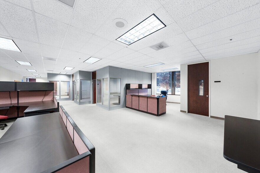 More Photos Of 601 S Sanden Blvd, Wylie Medical For Lease