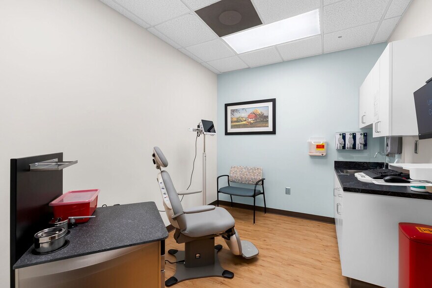 More Photos Of 701 Congaree Rd, Greenville Medical For Sale