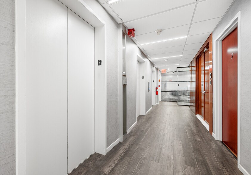 More Photos Of 820 Second Ave, New York Medical For Lease