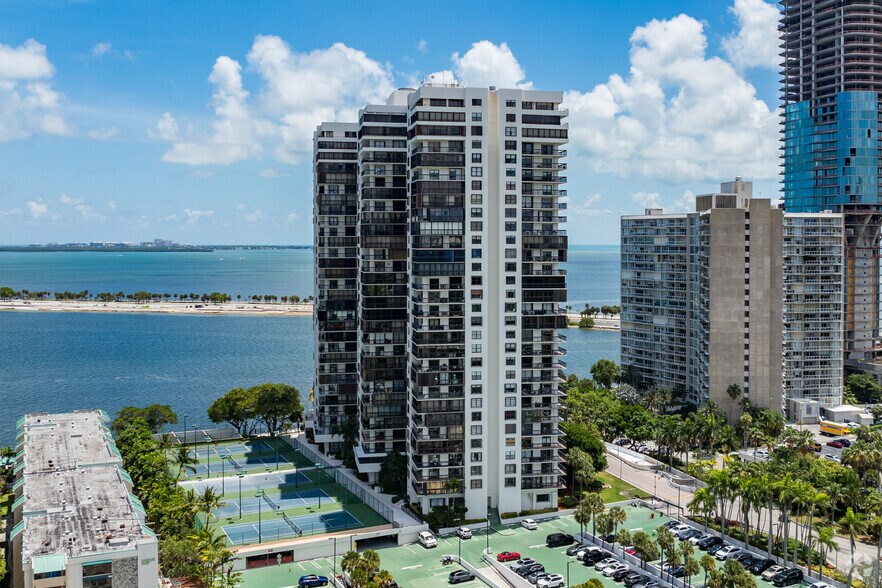 More Photos Of 2333 Brickell Ave, Miami Apartments For Sale