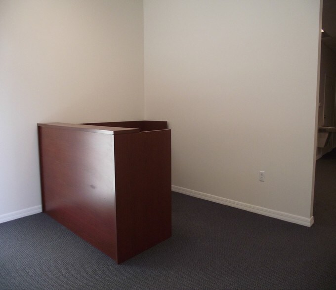 More Photos Of 2701-2703 Rew Cir, Ocoee Office Residential For Lease