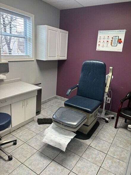 More Photos Of 6506 Park Ave, West New York Medical For Sale