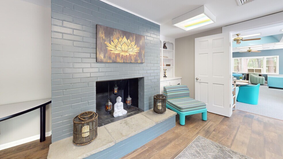 More Photos Of 172 Tuckerton Rd, Medford Office For Sale