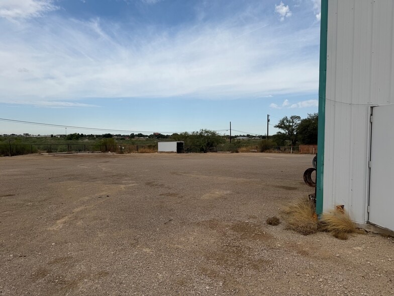 More Photos Of 13431 W County Road 133, Odessa Industrial For Lease