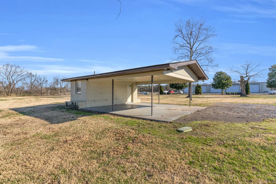 More Photos Of 6853 Lascassas Pike, Lascassas Industrial For Sale