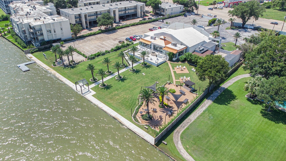 Primary Photo Of 3901 Nasa Pky, El Lago Lodge Meeting Hall For Sale