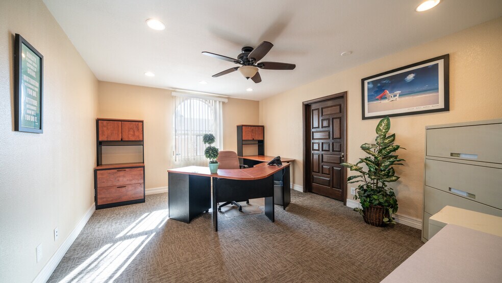 More Photos Of 2530 S Rural Rd, Tempe Office Residential For Lease
