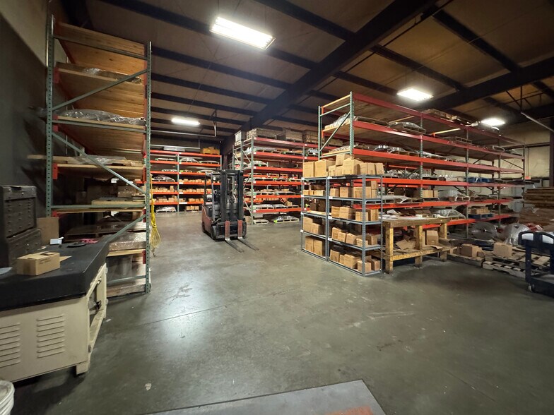 More Photos Of 1565 N 166th East Ave, Tulsa Service For Lease