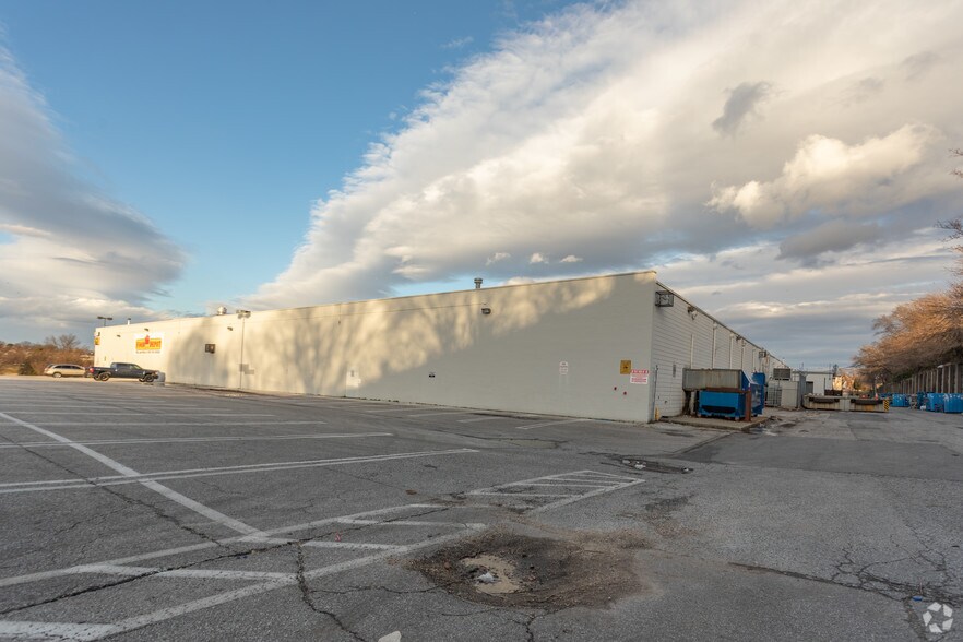 More Photos Of 2401-2501 Belair Rd, Baltimore Unknown For Lease