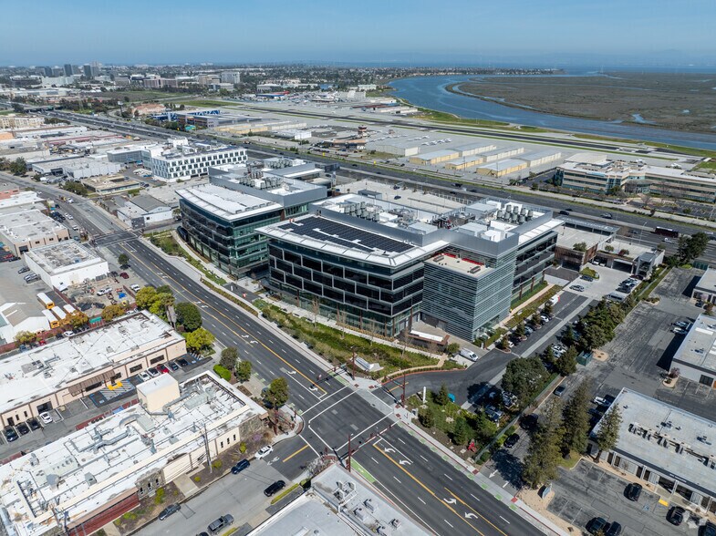 More Photos Of 835 Industrial Rd, San Carlos Research And Development For Lease