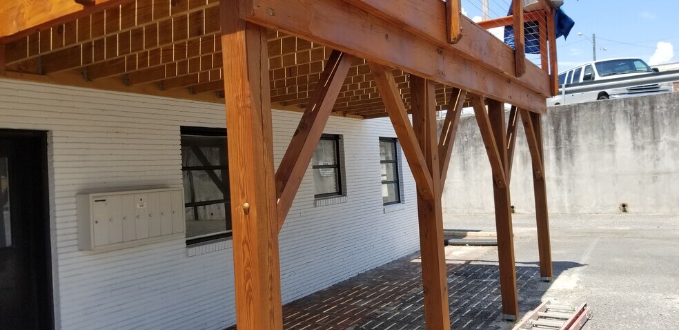 More Photos Of 318 S South St, Gastonia Office For Lease