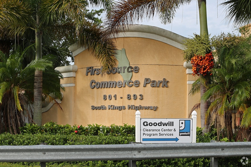 More Photos Of 801-893 Kings Hwy, Fort Pierce Light Manufacturing For Sale