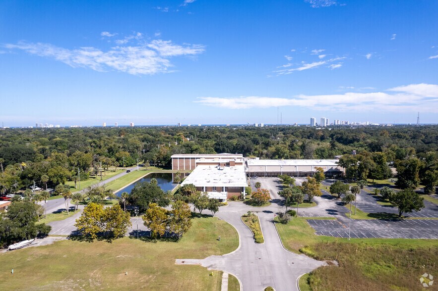 More Photos Of 901 6th St, Daytona Beach Industrial For Sale