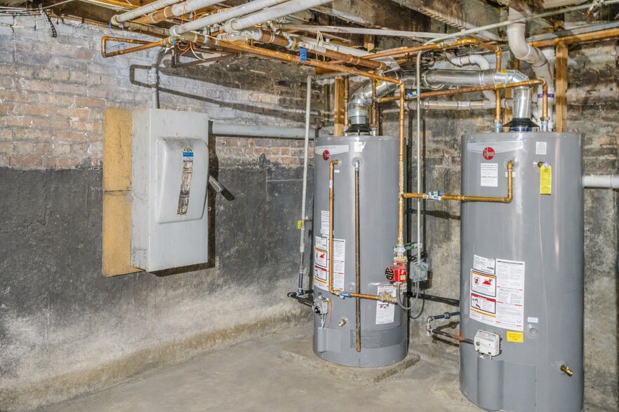 More Photos Of 8001 S Maryland Ave, Chicago Apartments For Sale