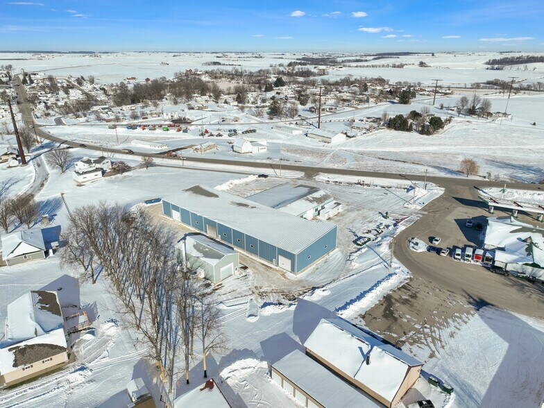 More Photos Of 6869 Columbus St, New Vienna Warehouse For Sale