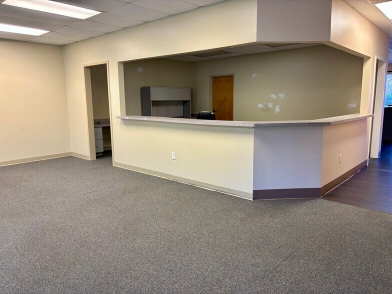 More Photos Of 5022 Old Godsey Ln, Hixson Medical For Lease