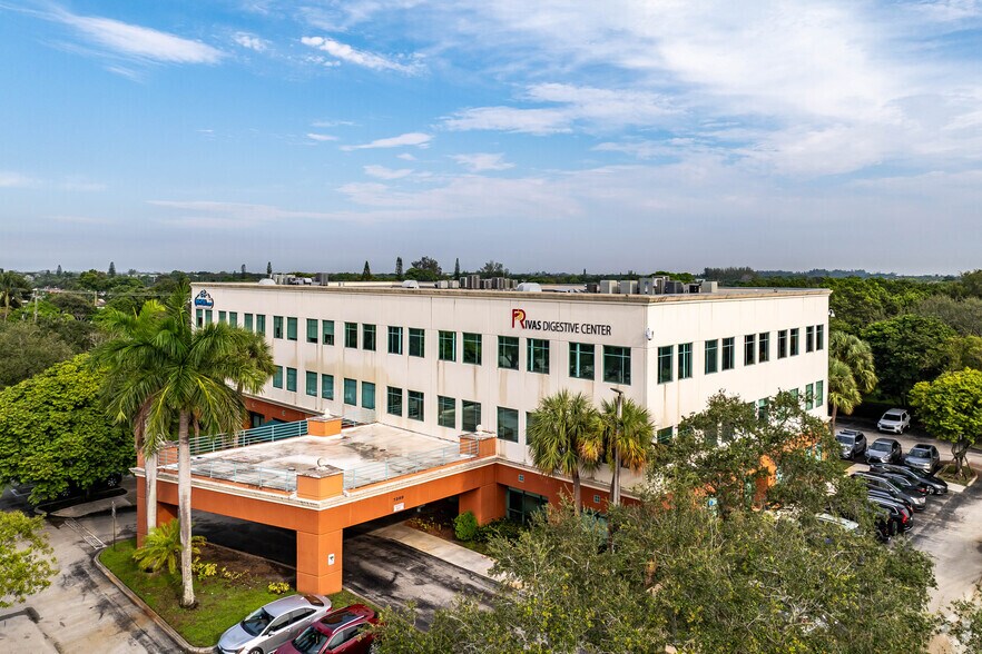 More Photos Of 7369 Sheridan St, Hollywood Office For Lease