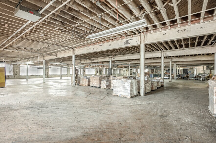 More Photos Of 3110 Elm Ave, Baltimore Warehouse For Sale