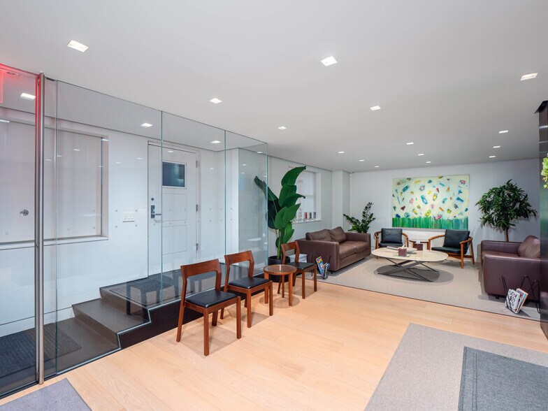 More Photos Of 650 Park Ave, New York Apartments For Sale