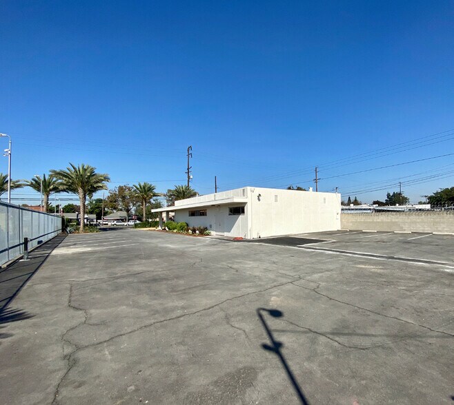 More Photos Of 9152 Rosecrans Ave, Bellflower Land For Lease