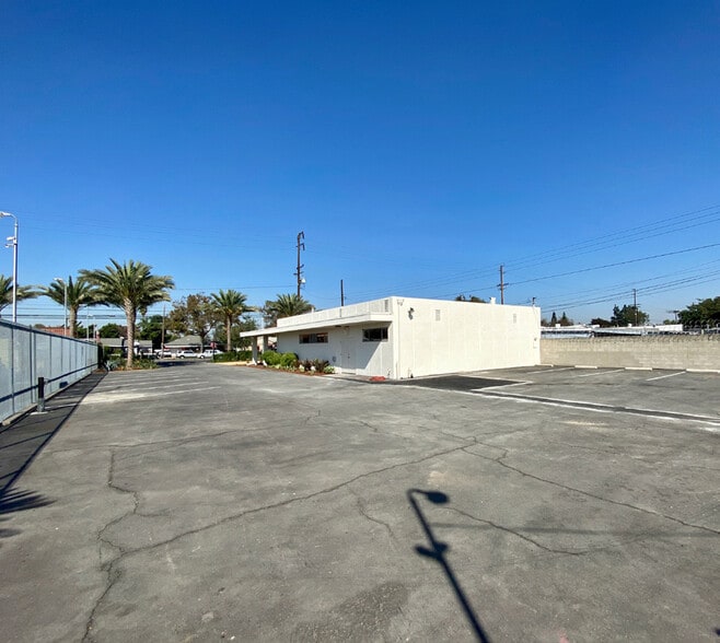 More Photos Of 9152 Rosecrans Ave, Bellflower Land For Lease