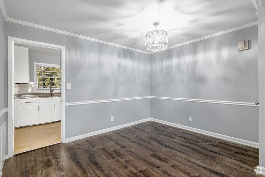 More Photos Of 3057 Pharr Court North Ct NW, Atlanta Apartments For Sale