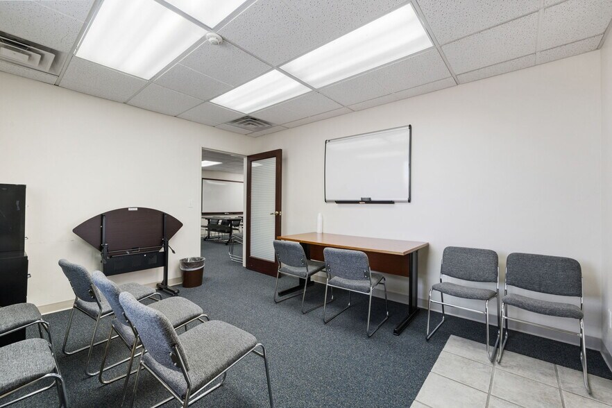 More Photos Of 221 N Marina St, Prescott Office For Lease
