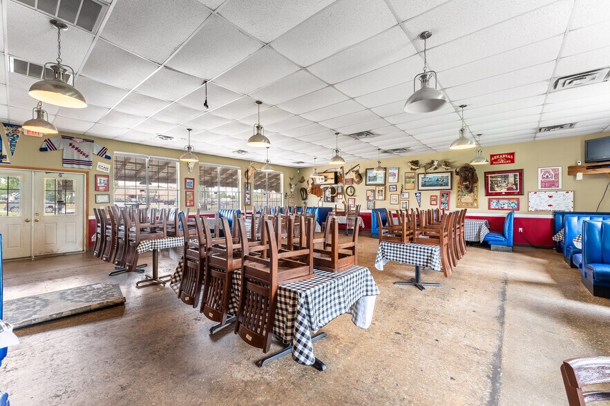 More Photos Of ,  General Retail For Sale