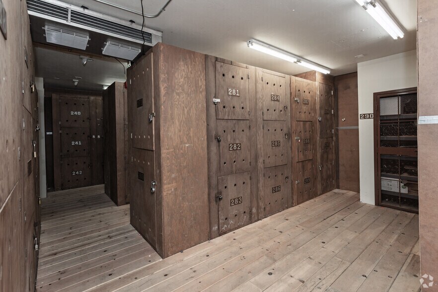 More Photos Of 5764 E 2nd St, Long Beach Unknown For Sale