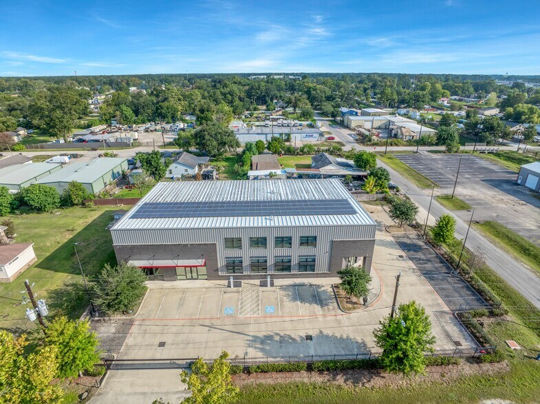 More Photos Of 5939 Albert Dr, Humble Light Distribution For Sale