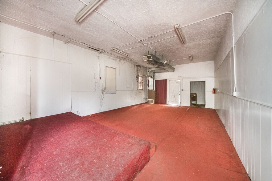 More Photos Of 1039 Dixie Hwy, Louisville Flex For Sale