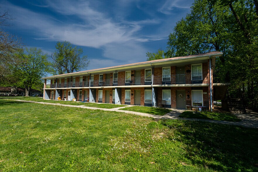 More Photos Of 1909 San Jose Ave, Louisville Apartments For Sale